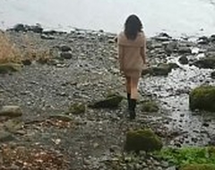 Desi bhabhi outdoor beach public blowjob and from behind pussy fucking POV Indian