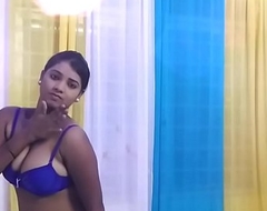 Uma bhabhi Bathing suit strip hoax - Indian beautiful teen girl seduce