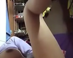 Desi girl fingering her pusy