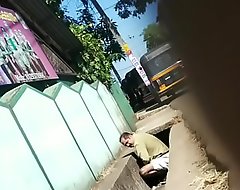 Desi Agony aunt urinating roadside