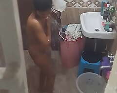 indian sexy neighbour aunty bathing