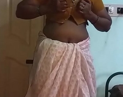 Hot Mallu Aunty Nude Selfie And Fingering For father in law