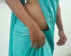 Indian sexy hawt woman saree