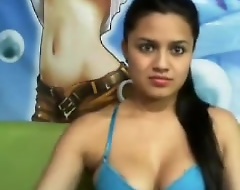 Indian Bombshell Showing Not present Her Tits