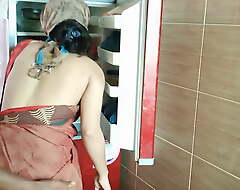Devar Bhabhi here transmitted to kitchen sex, real Indian sex