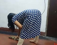 Indian Shire Bhabhi Xxx Dusting Shoot With Agriculturist There Shire House