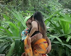 Indian Hot Giving a kiss - Girlfriend Pranked on touching Saree