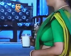 Tamil bi-monthly – aunty's hawt boobs on touching HD