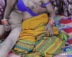 Indian Anita bhabhi fucking with reference to yellow saree – desi chudai