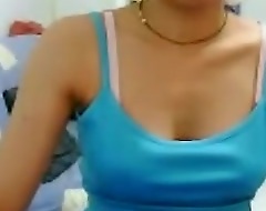 Indian immature fretting her pussy on cam