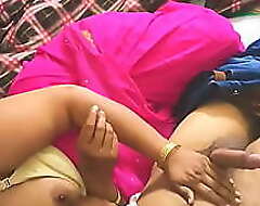 Maa ne Sex ki Lat Laga Di  Efficacious Hindi Peel XXX Heavy Boobs Mom