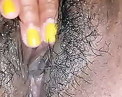 Indian girl moans perform stridently as that babe play in her wet love tunnel