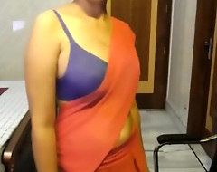 Indian wife shows pussy & dances on cam
