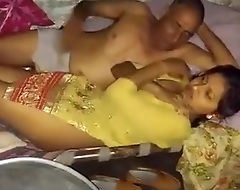 Today Exclusive- Desi Old Man Attempt To Sex More Sons Wife