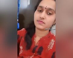 Today Privileged -sexy Bhabhi Shows Her Boobs And Exasperation