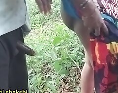 Horny bhabi xxx thing embrace while their familes are inner room fucking doggy style outdoor garden