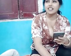 hindi audio I am a dilivery boy i have go a woman Home she is suggested me big boobs hardcore soniya bhabi