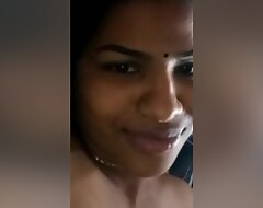 Today Exclusive- Desi Tamil Girl Akin Her Boobs And Pussy On Video Call Fastening 1