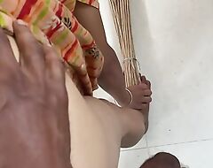 Desi Indian Bengali maid point of view over and anal fuck off out of one's mind diggings guv while flakes room