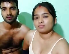 Desi gonzo big boobs sexy and adorable bhabhi apne tighten one's belt ke friend se chudai