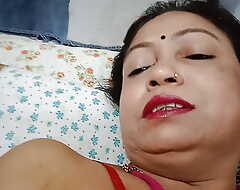 Despondent Wife lic pussy ,full sathish with making love toy posture the brush pussy boobs,clit and facing of clit