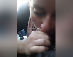 Today Exclusive- Sexy Arab Girl Oral-stimulation Adjacent to Car