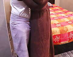 INDIAN TAMIL HUSPAND WIFE ENJOY THE HOTEL