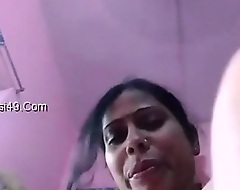Contemporarily Exclusive- Sexy Priya Bhabhi Exhibiting a resemblance The brush Special And Pussy On Video Call