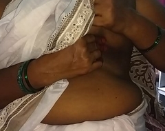 south indian desi Mallu sexy vanitha without blouse show big bowels and shaved pussy