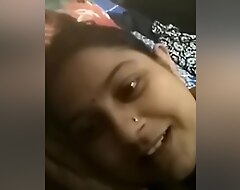 Backward Desi Bhabhi Selfie Topless Video