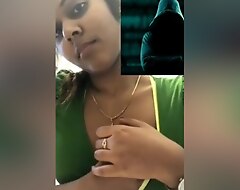 Today Exclusive- Super Hot Look Desi Girl Showing Their way Boobs On Video Call