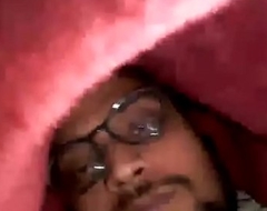 Sexy desi panhandler masturbating live above webcam