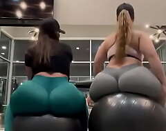 Twosome PAWGs bouncing it mainly a gym shindig
