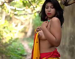Matured Belle all over respect to Saree