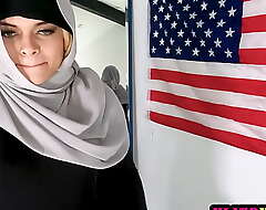 Arab hijab teen Kismet Cruz sucks and fucks her personal trainer nigh thanks be given to him after hammer away wield