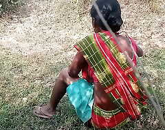 Deshi village bhabhi outdoor intercourse video