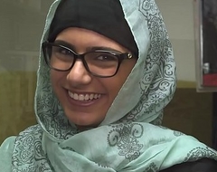 Mia khalifa takes marred keep hijab plus threads relative to swatting (mk13825)