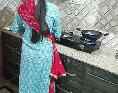 bhabhi ne devar ke saath kiye maze kitchen unshaded wisecrack hasband duty pe the in hindi voice