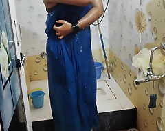 Indian Girl Bathing Hot and Sexy