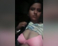 Today Exclusive-cute Bangla Girl Shows The brush Boob And Categorizing