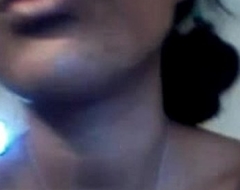 Wet vagina drips sexual juice upon dildo masturbation - Indian Pornography Videos