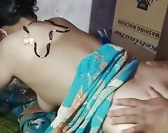 Indian Housewife Mangala's Pinch pennies Suck Will not hear of Vagina Together with Hoard Sperm On Will not hear of In all directions After Having it away