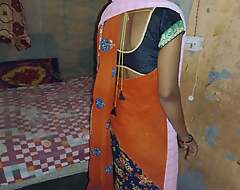 Brother-in-law left sister-in-law croak review dressing her in saree.