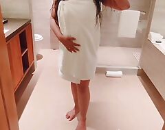 Sexy Indian Bhabhi with chunky boobs enjoying in Bathtub in 5 star hotel and fingering her pussy