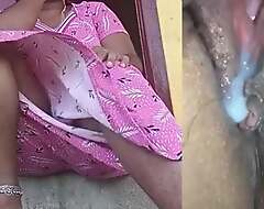 Indian Tamil Stepmom Seduce Juvenile Friend (Pussy Licking) Cum out of doors Sheet with Clear audio