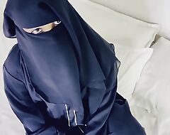 Desi Young Cheating Wife Shabana Bhabhi Wearing a Abaya Hijab Fucking Hard-core Indian Boy