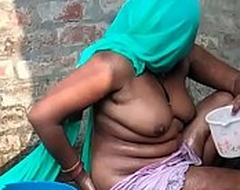 Indian Townsperson Desi Bathing Video Concerning Hindi Desi Radhika